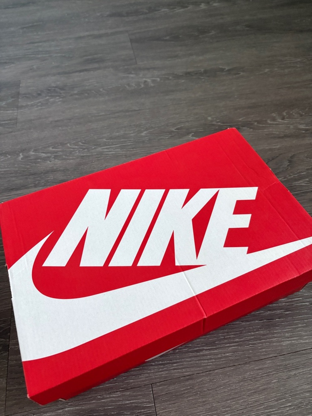 Nike Navy and Orange Low-Top Leather Sneakers - Picture 6 of 6